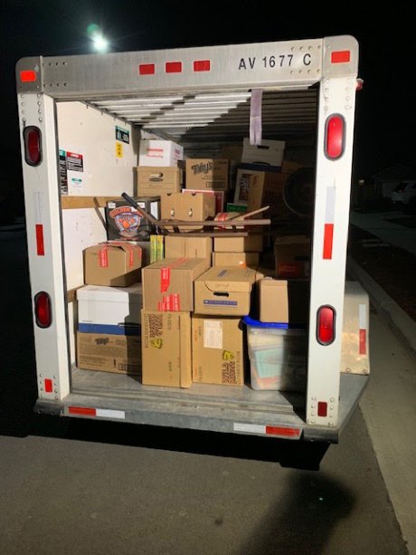 Fire-ravaged Paradise gets an early Christmas gift from local teachers. Nearly 7,500 books donated to California community The 4,700 books were loaded into a U-Haul van and delivered to Chico, California, a community adjacent to Paradise.